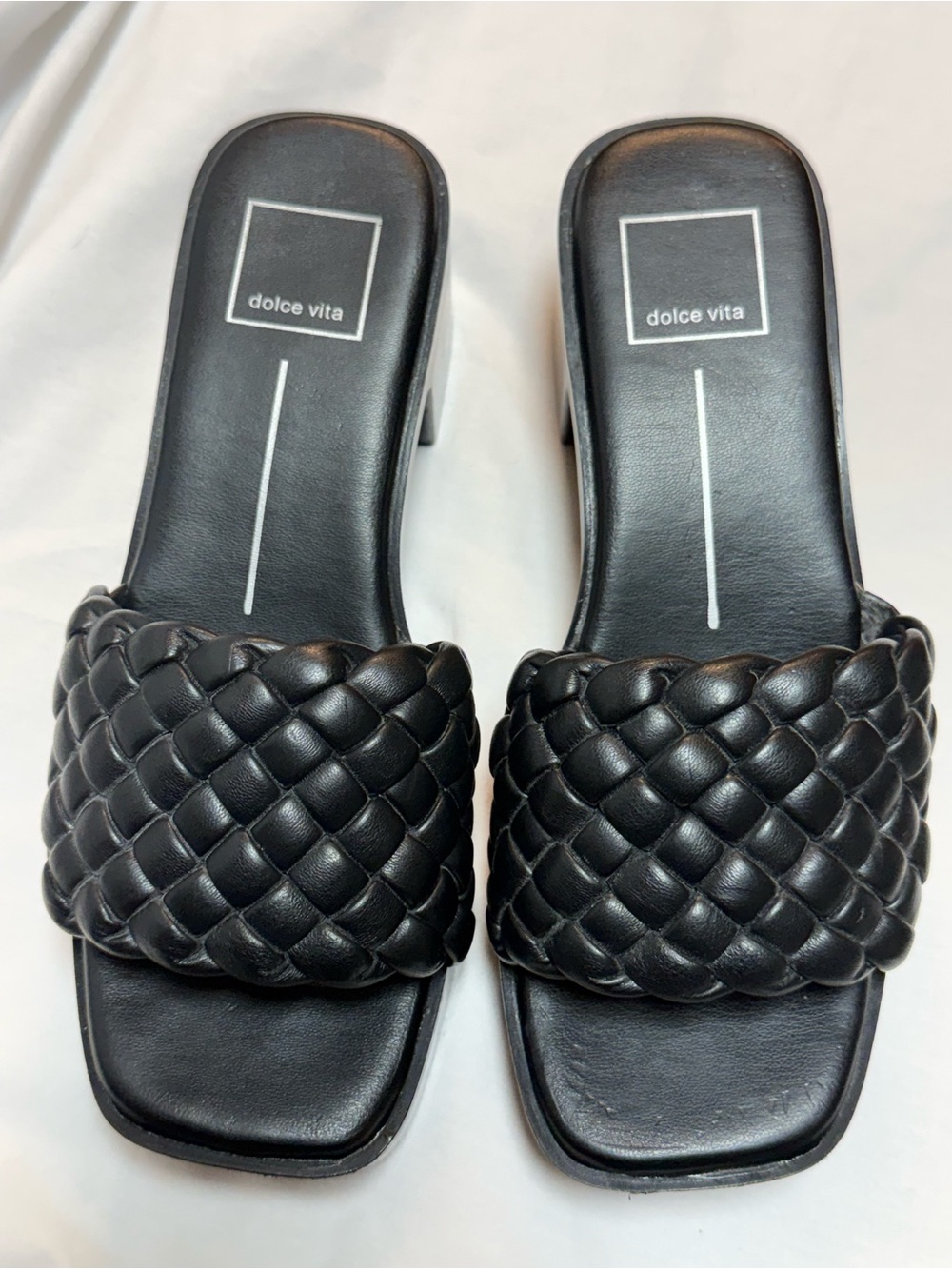 Dolce Vita Goldy Black Stella slides Sandals